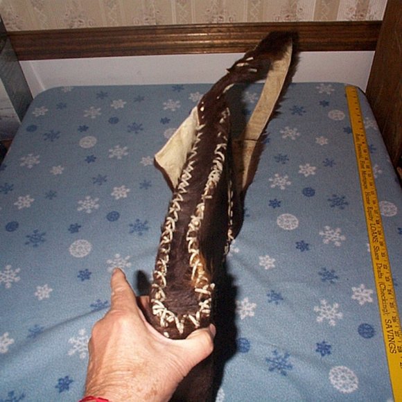 Handmade leather crossbody purse with fur - Picture 8 of 8